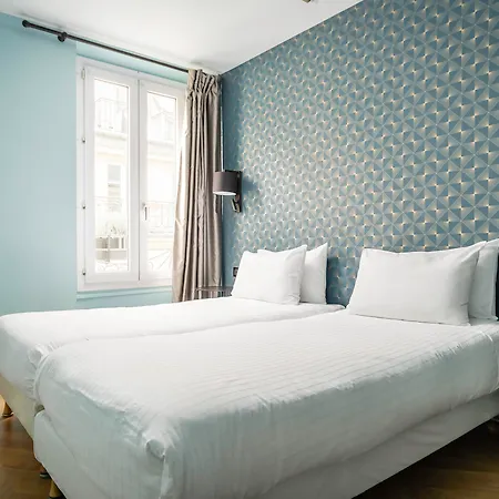 Elysée Etoile 2*