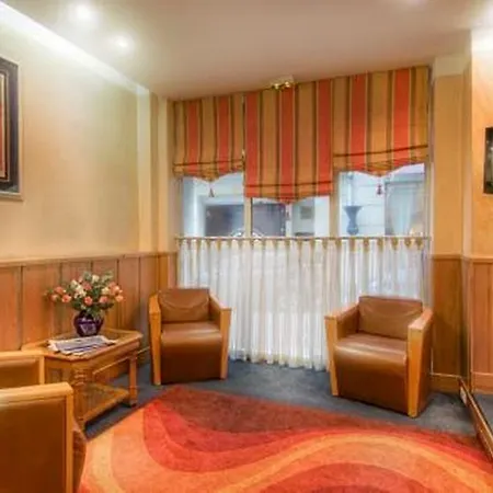 엘리제 에투알 파리