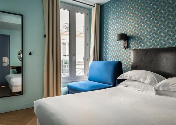 Elysée Etoile 2*
