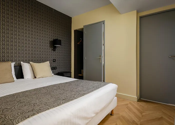 Hotel Elysée Etoile 2*