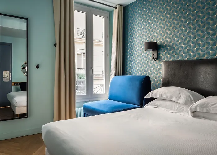 Elysée Etoile Hotel 2*