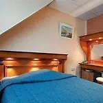 Hotel Elysée Etoile Parigi
