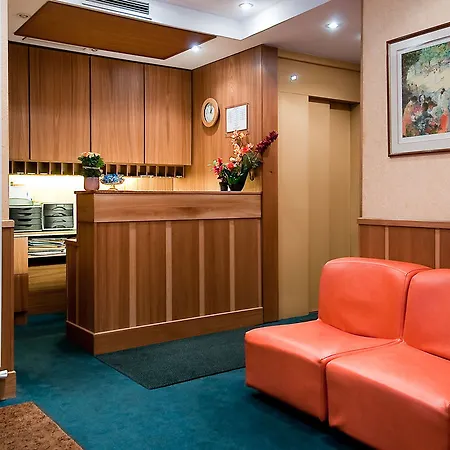 Elysée Etoile Hotel Paris