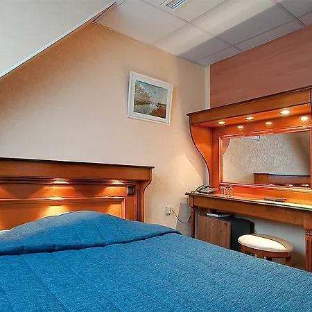 Elysée Etoile Hotel 2*